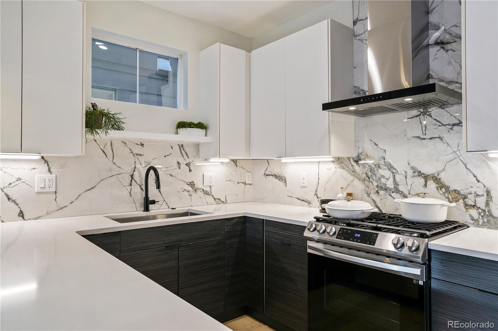 MLS Image #9 for 1472  newton street,denver, Colorado