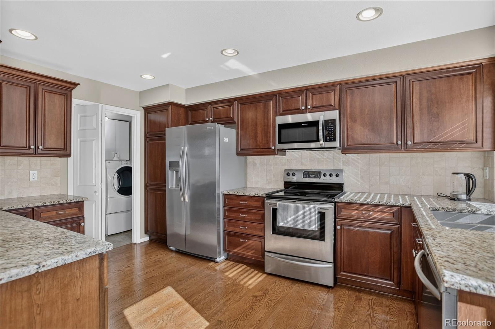MLS Image #10 for 8254 e phillips place,centennial, Colorado