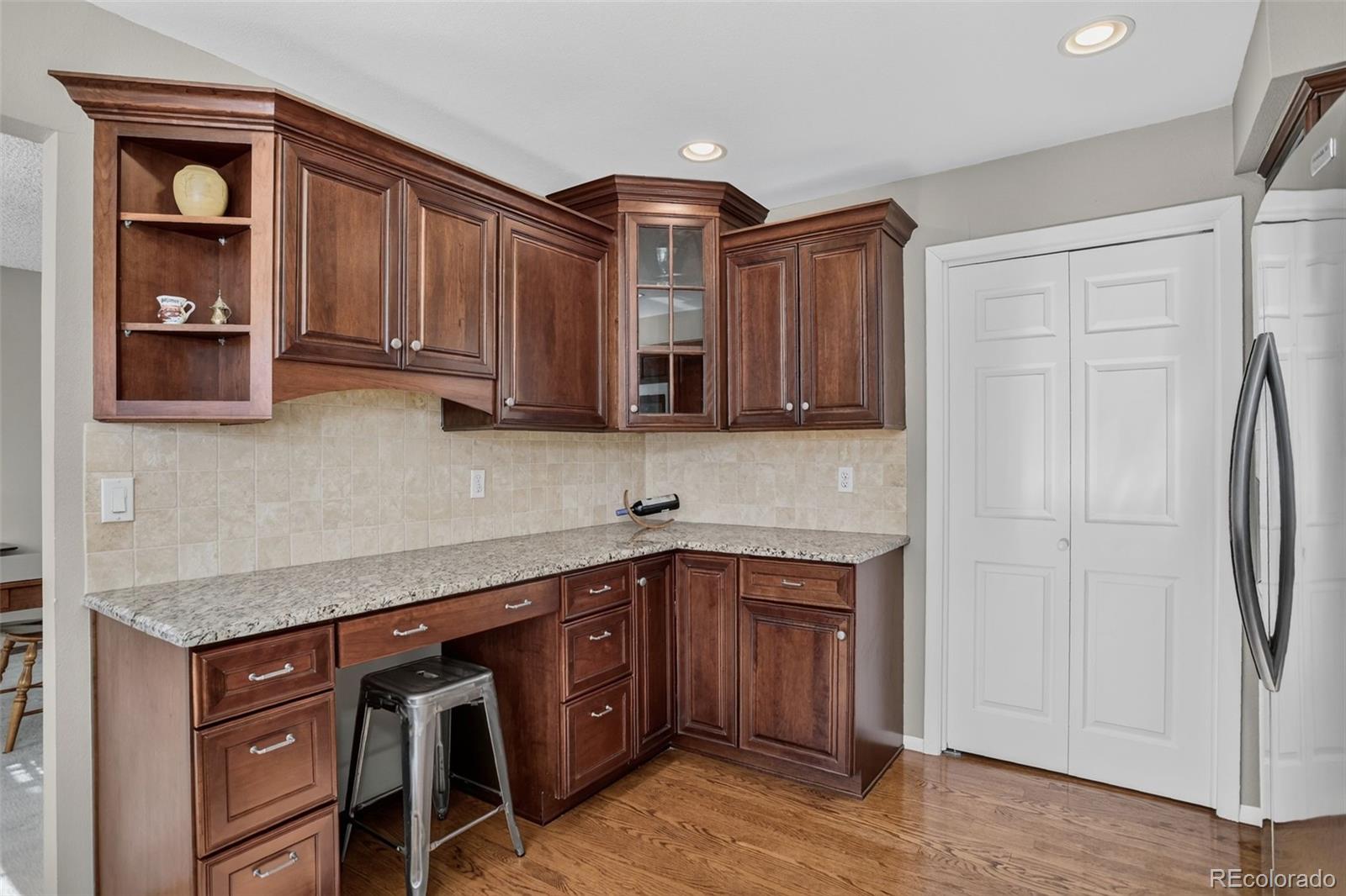 MLS Image #11 for 8254 e phillips place,centennial, Colorado