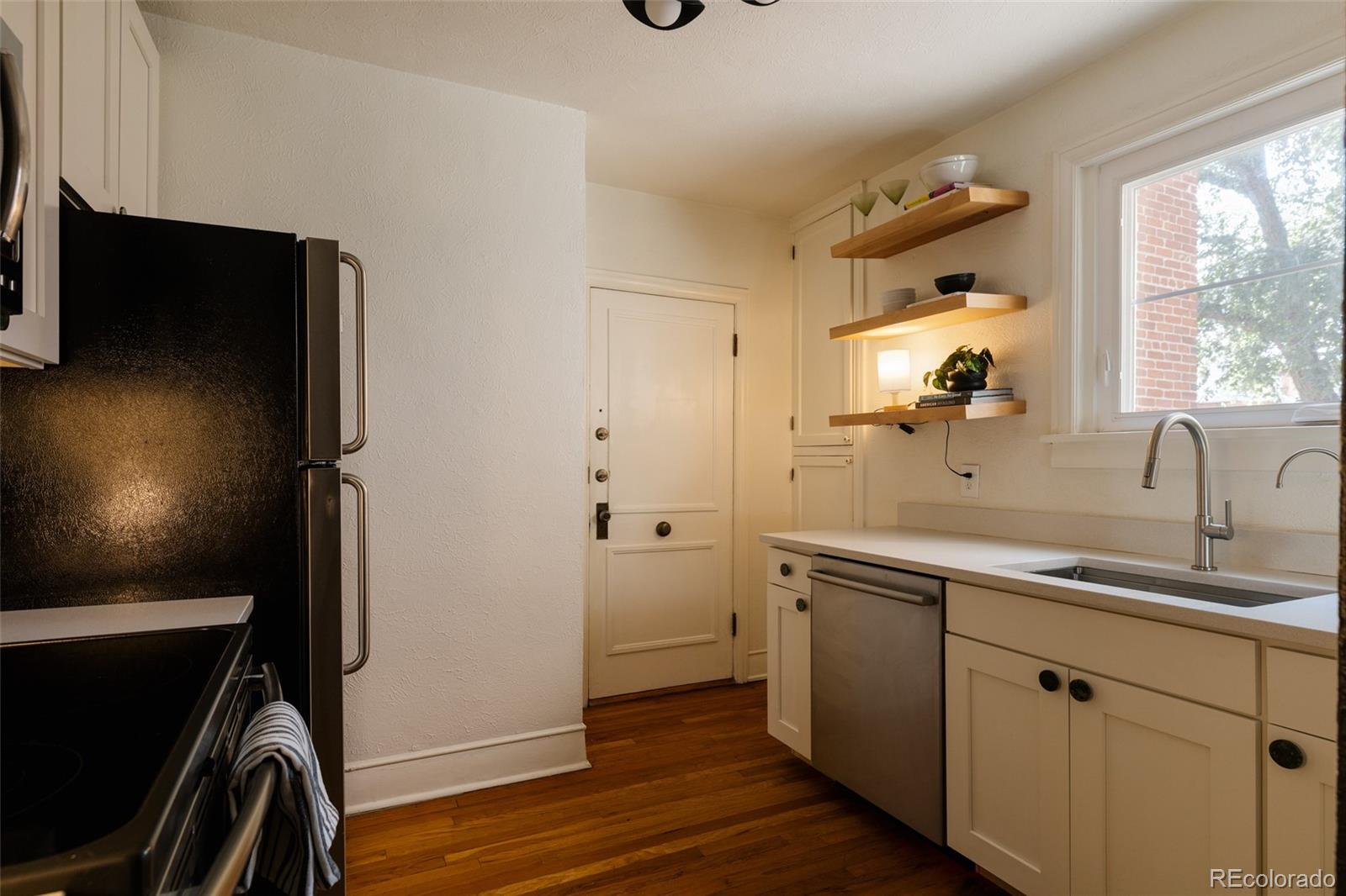 MLS Image #15 for 1369 n downing street 4,denver, Colorado