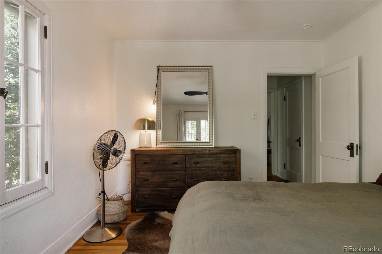 MLS Image #18 for 1369 n downing street 4,denver, Colorado