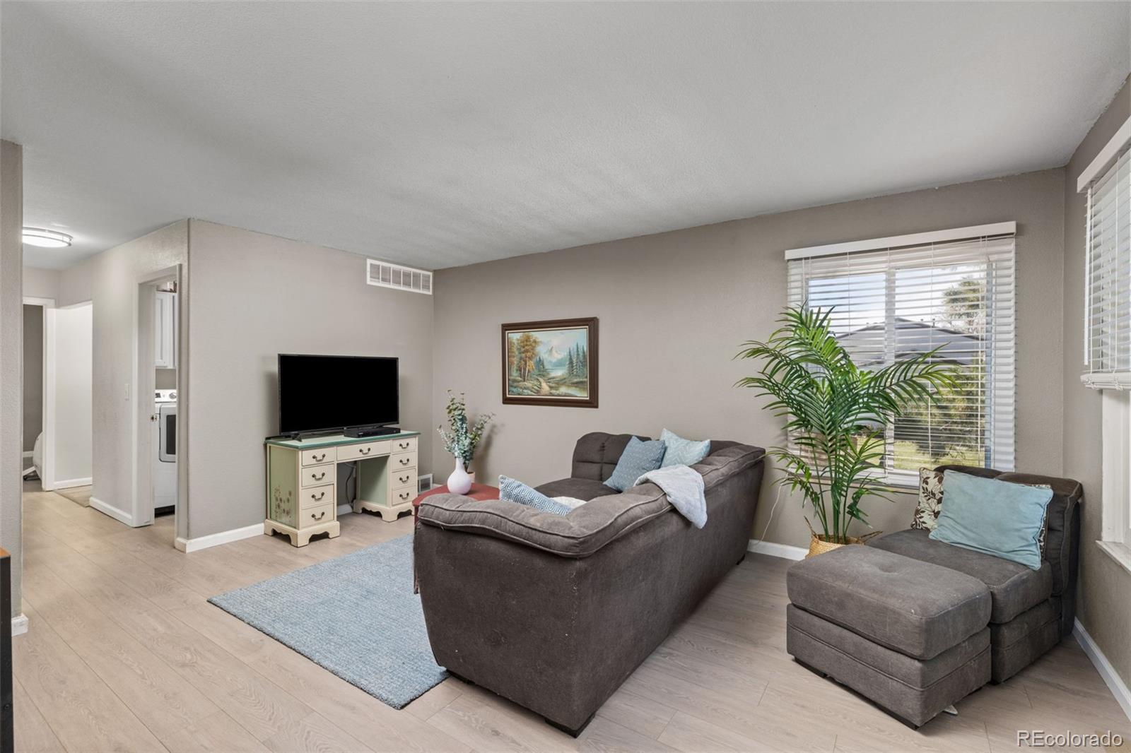 MLS Image #4 for 8749  chase drive,arvada, Colorado