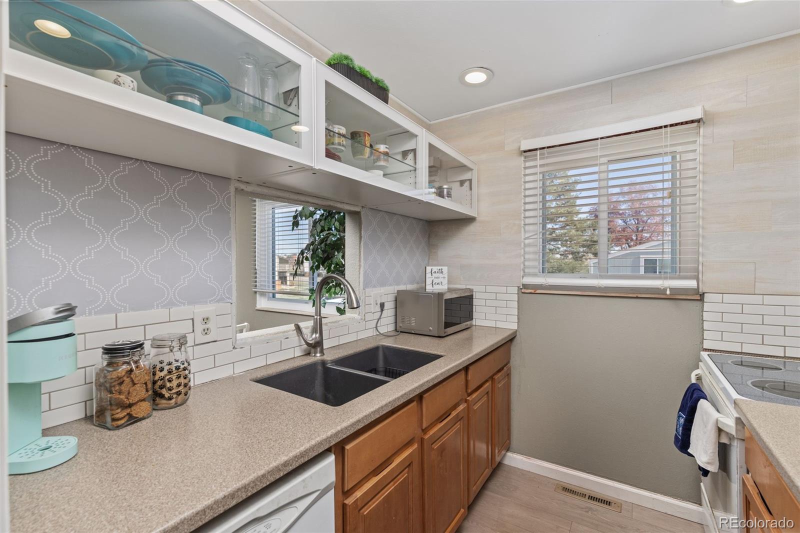 MLS Image #7 for 8749  chase drive,arvada, Colorado