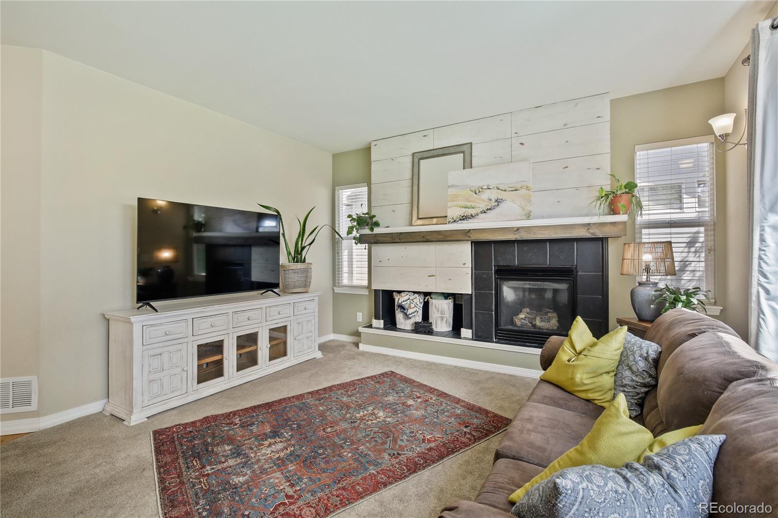 MLS Image #5 for 2912  ariel drive,loveland, Colorado