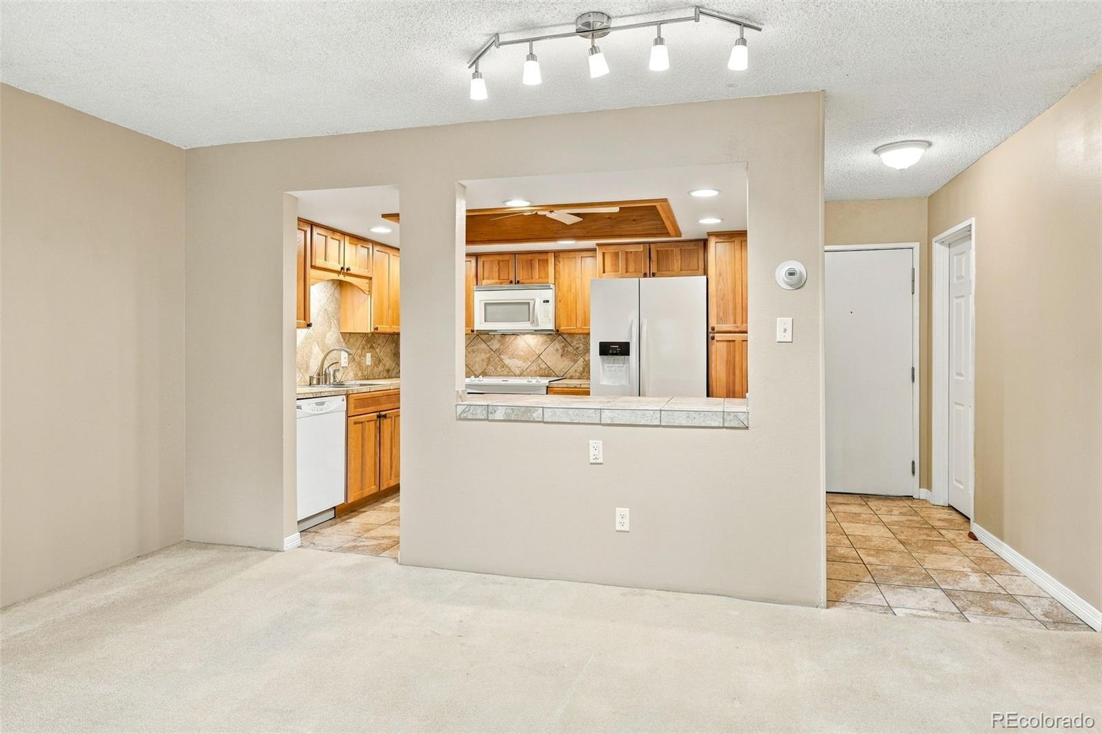 MLS Image #7 for 14390 e marina drive 209,aurora, Colorado