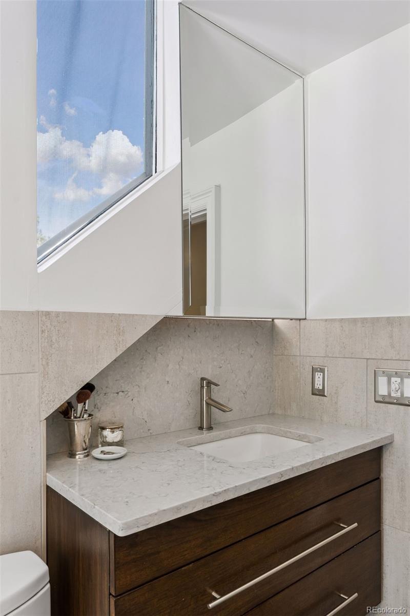 MLS Image #28 for 1875 s clarkson street,denver, Colorado