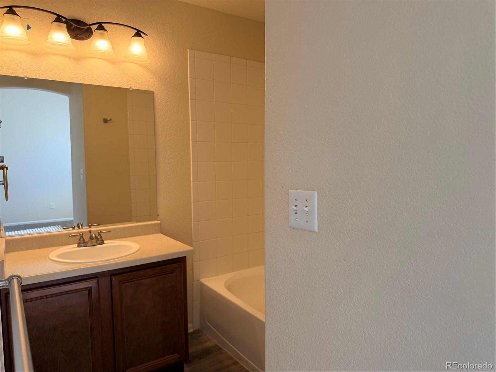 MLS Image #16 for 9848  kenton circle,commerce city, Colorado