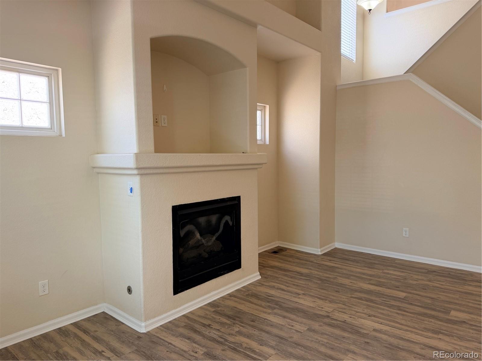 MLS Image #4 for 9848  kenton circle,commerce city, Colorado