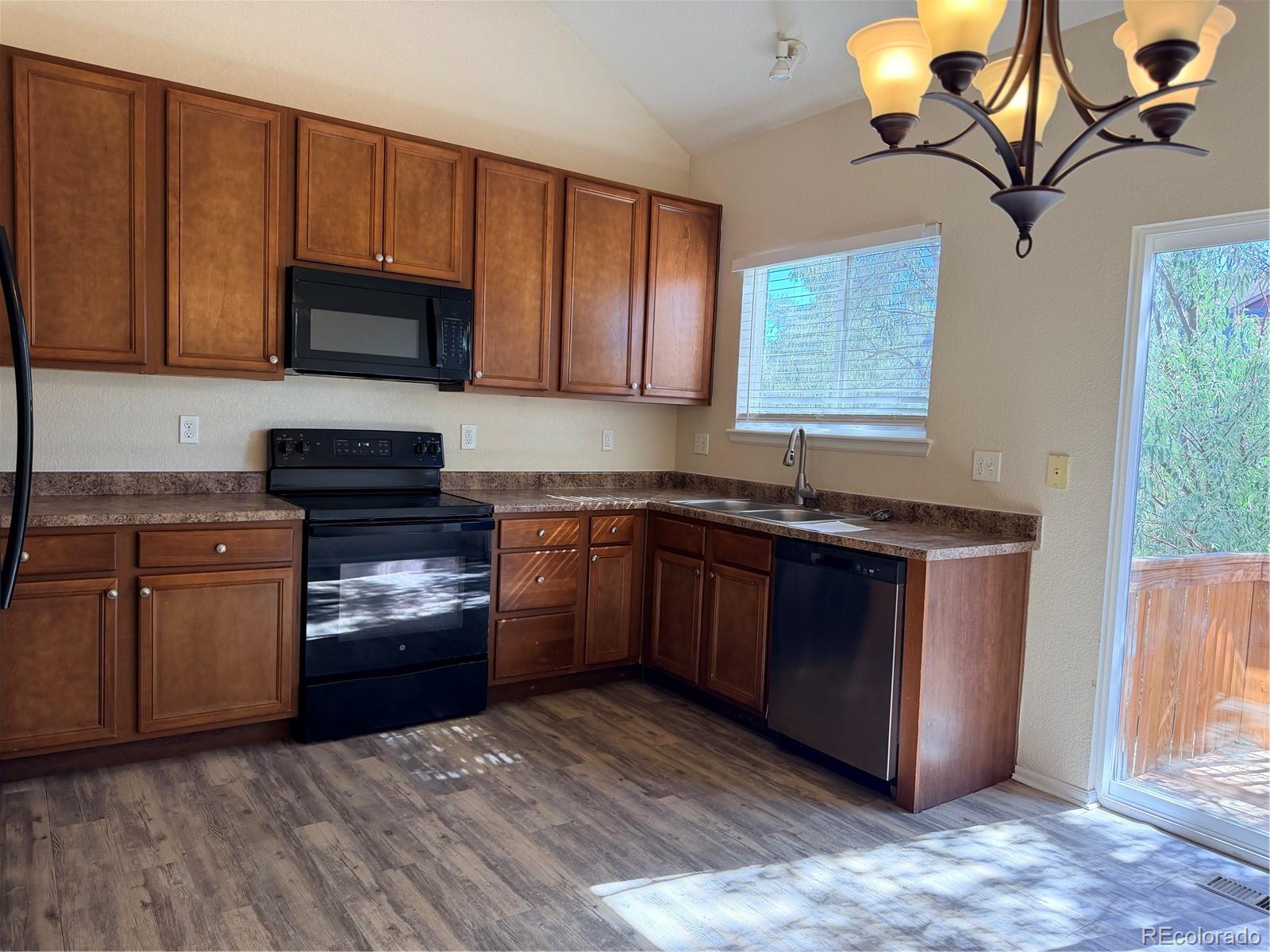 MLS Image #9 for 9848  kenton circle,commerce city, Colorado