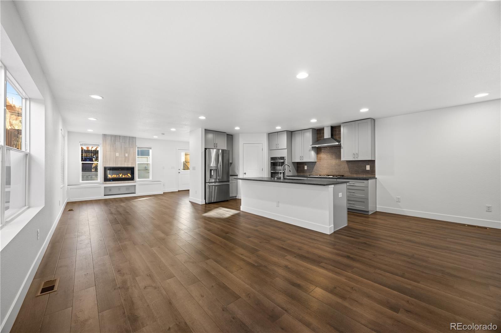MLS Image #12 for 3054 n speer boulevard,denver, Colorado