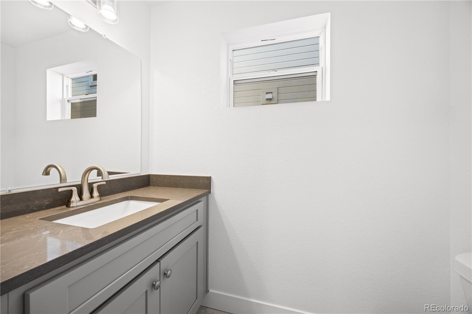 MLS Image #16 for 3054 n speer boulevard,denver, Colorado