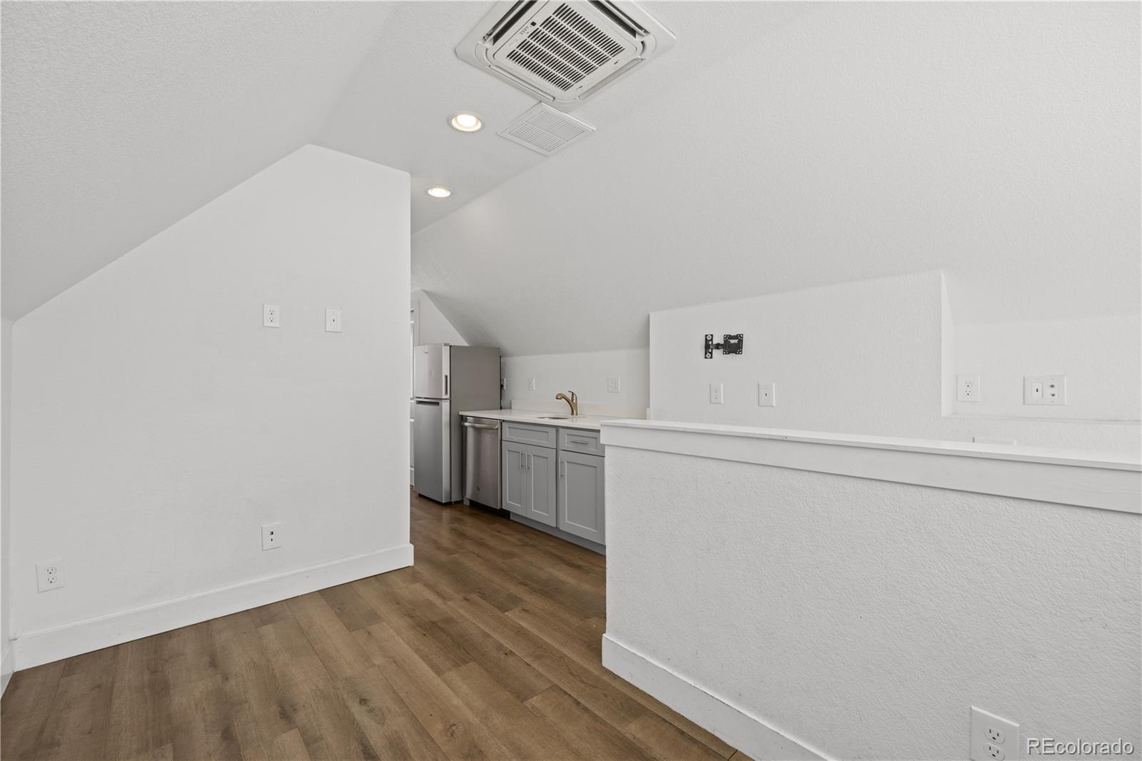 MLS Image #37 for 3054 n speer boulevard,denver, Colorado
