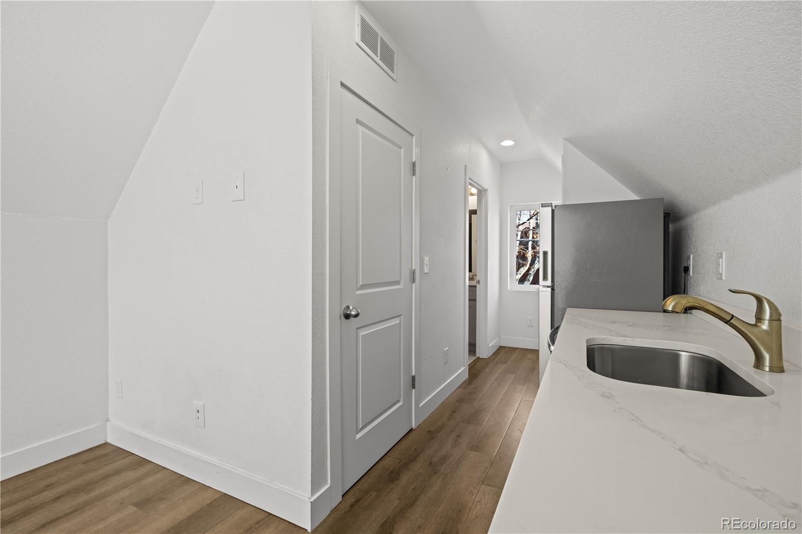 MLS Image #39 for 3054 n speer boulevard,denver, Colorado