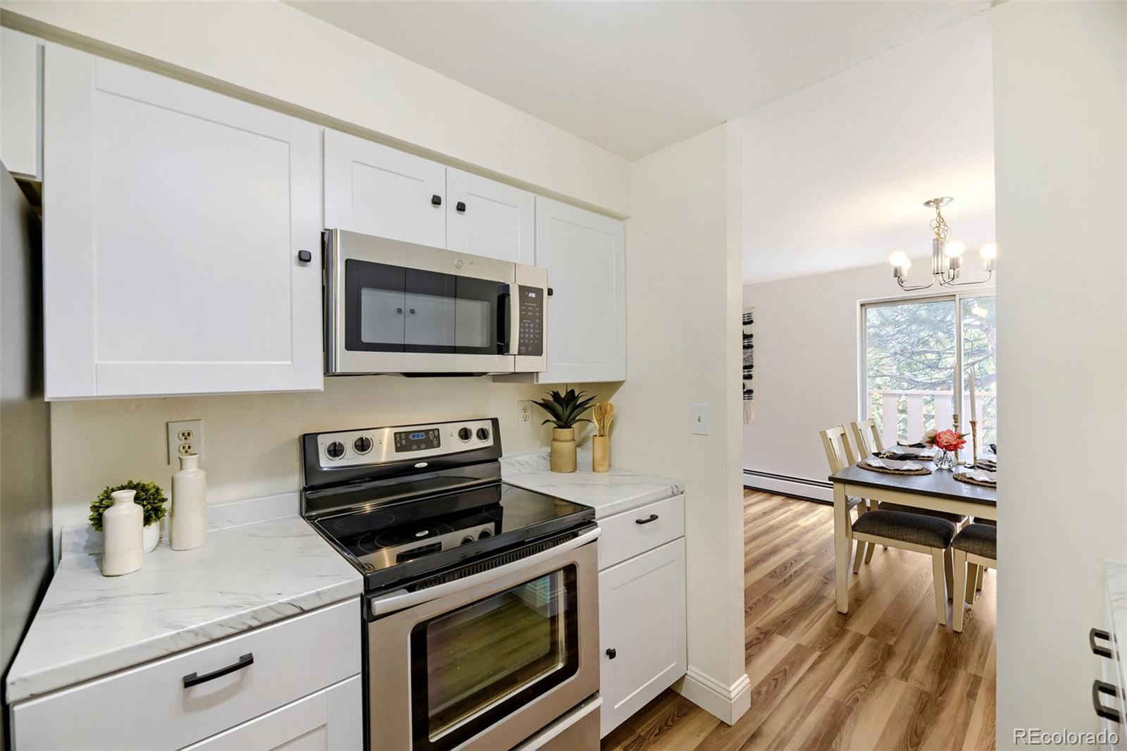 MLS Image #10 for 81  newark street,aurora, Colorado