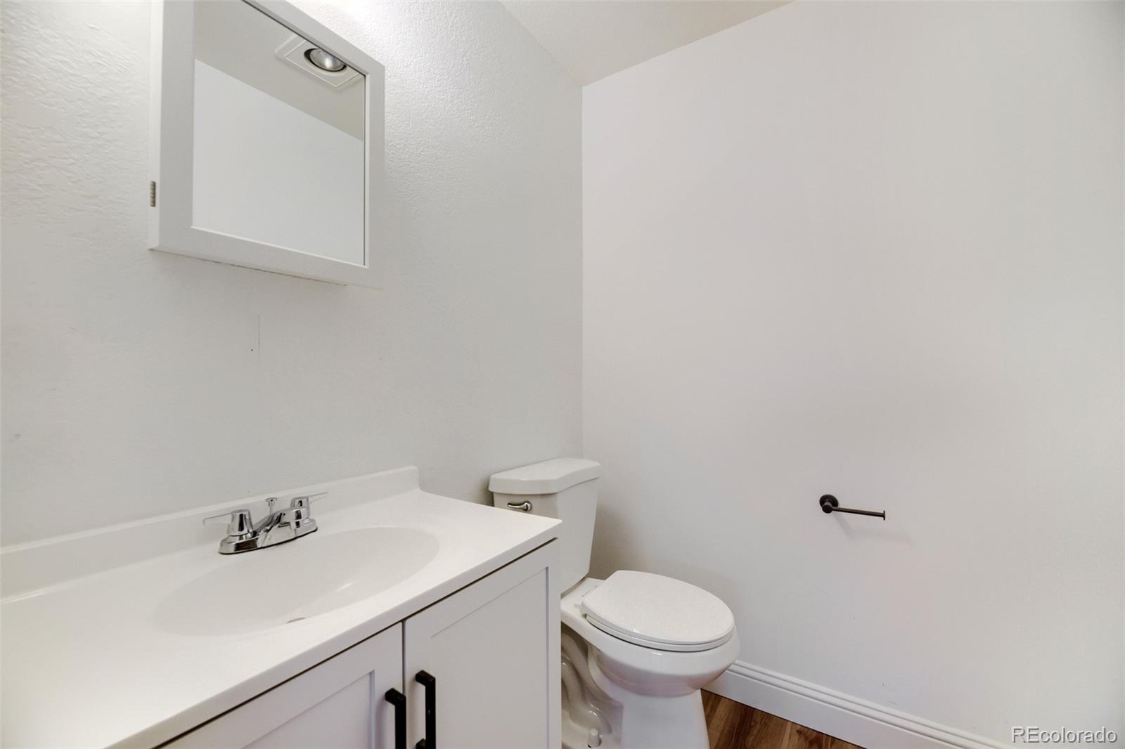 MLS Image #12 for 81  newark street,aurora, Colorado