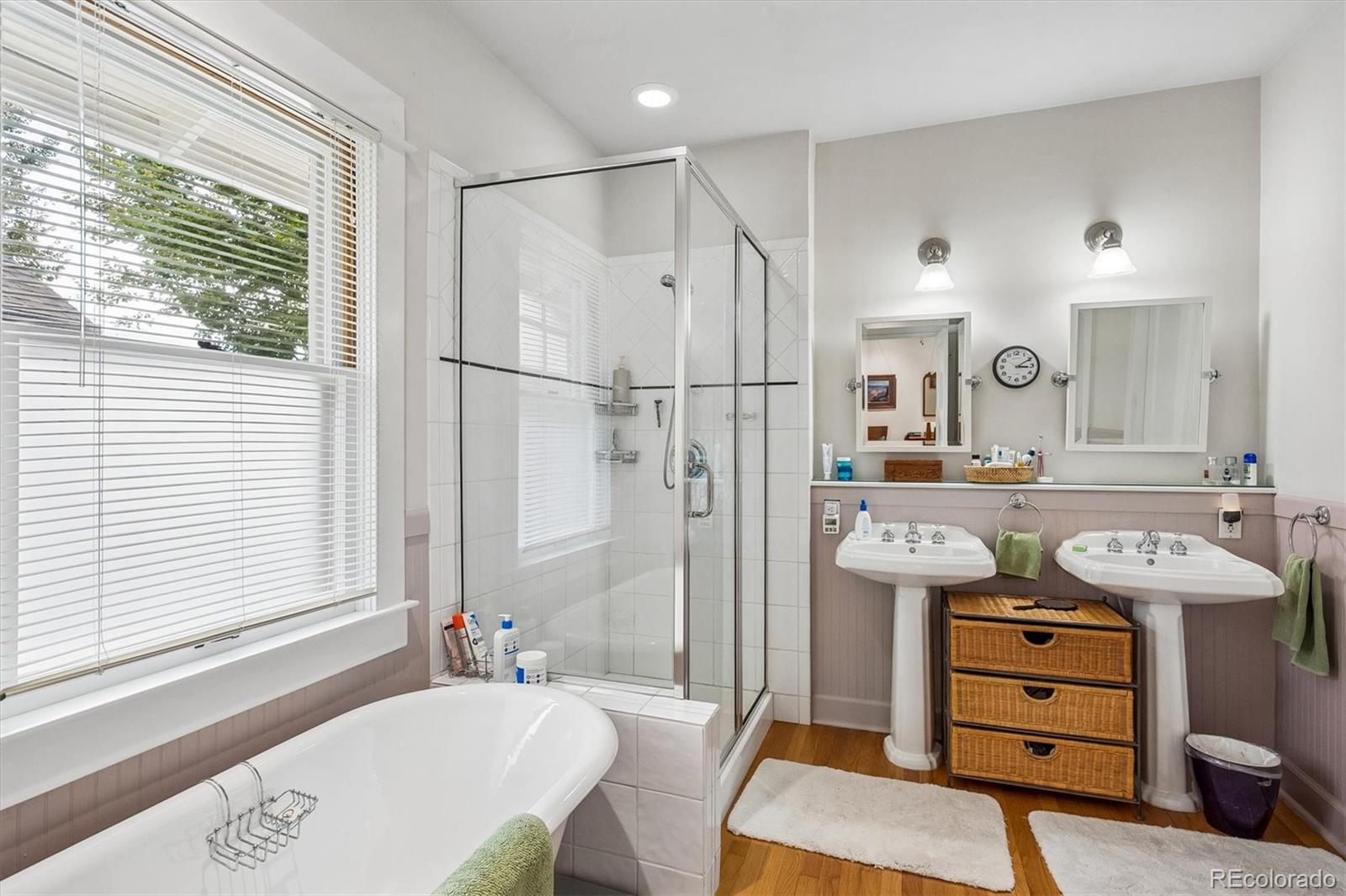 MLS Image #18 for 613  saint paul street,denver, Colorado