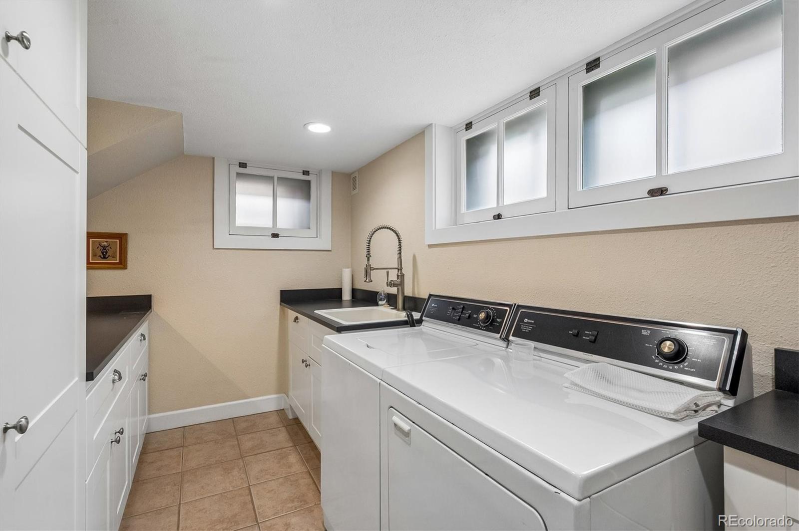 MLS Image #23 for 613  saint paul street,denver, Colorado