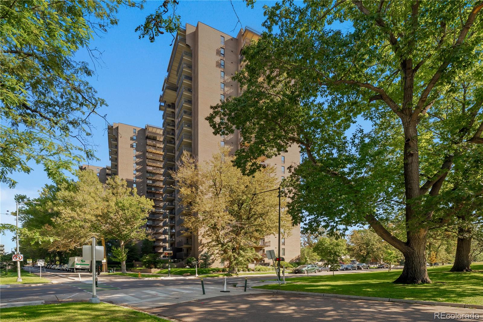 MLS Image #28 for 480 s marion parkway,denver, Colorado