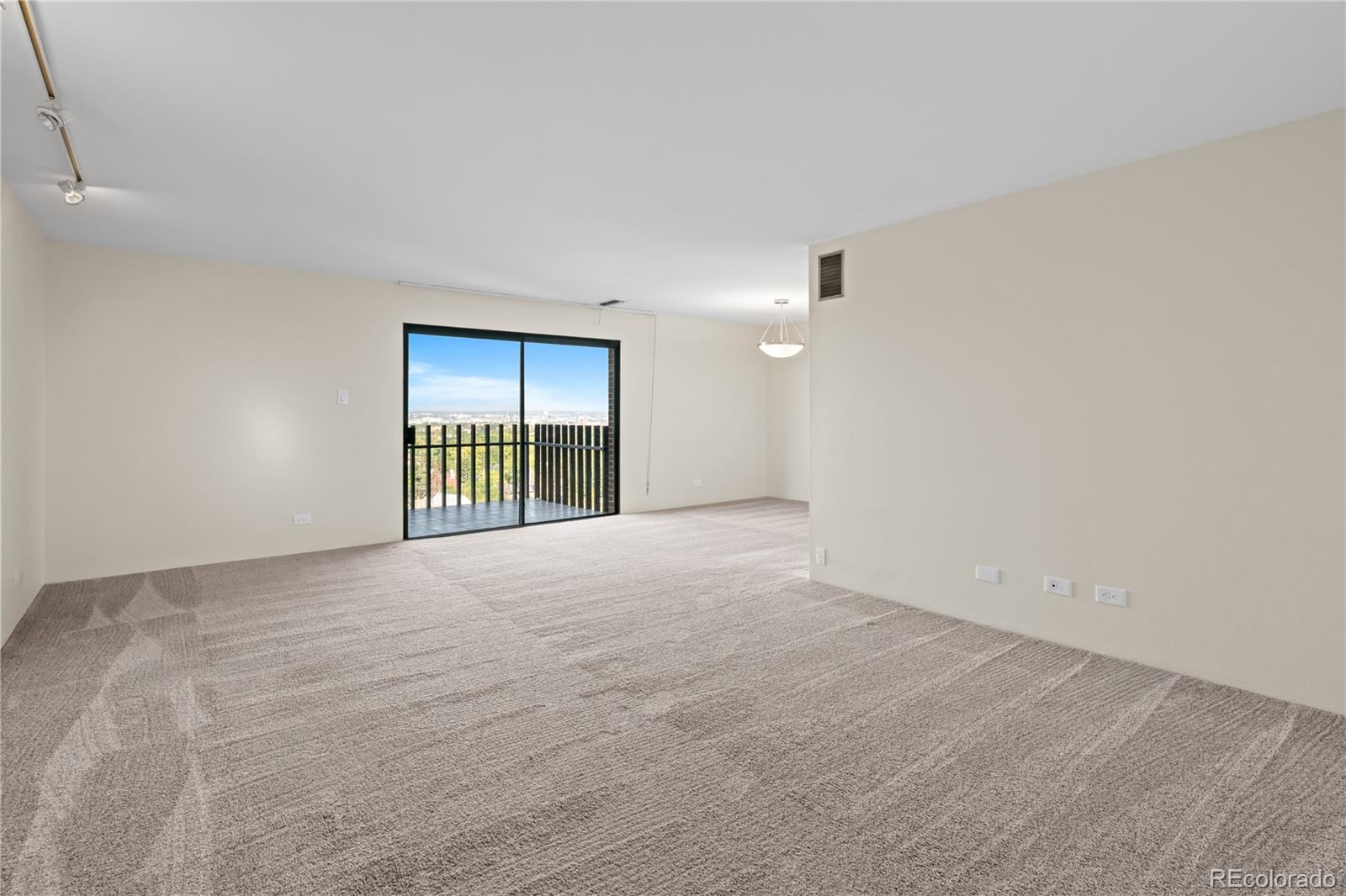 MLS Image #4 for 480 s marion parkway,denver, Colorado