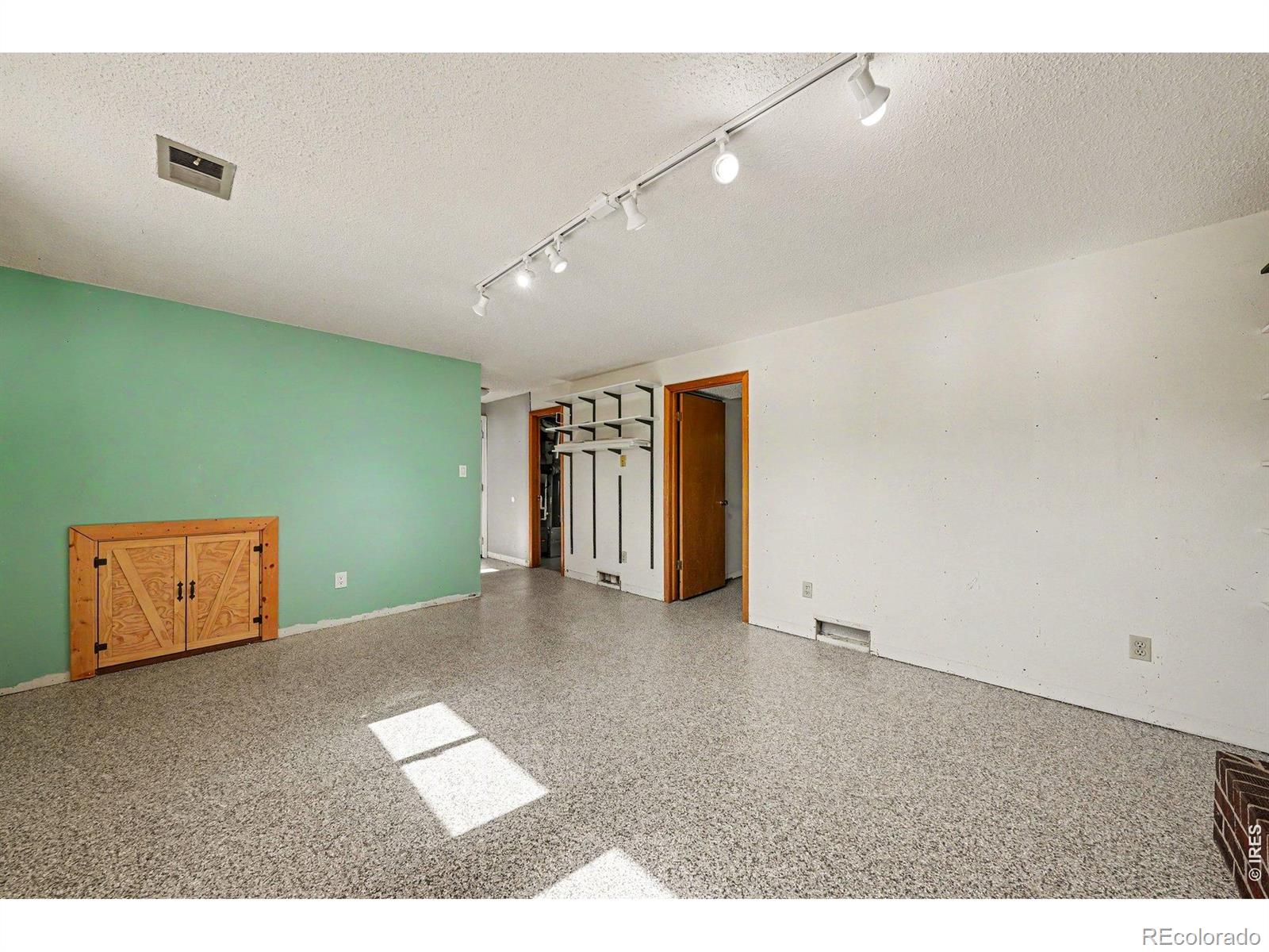 MLS Image #15 for 2038  26th avenue,greeley, Colorado