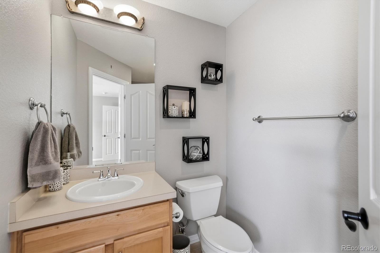 MLS Image #27 for 22878 e euclid circle,aurora, Colorado
