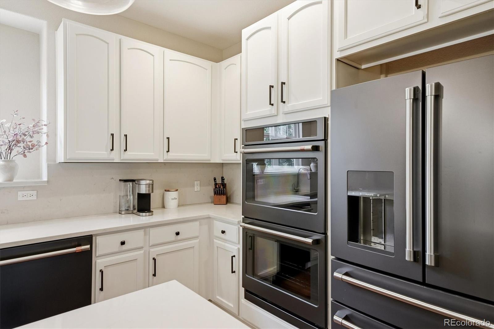 MLS Image #8 for 22878 e euclid circle,aurora, Colorado