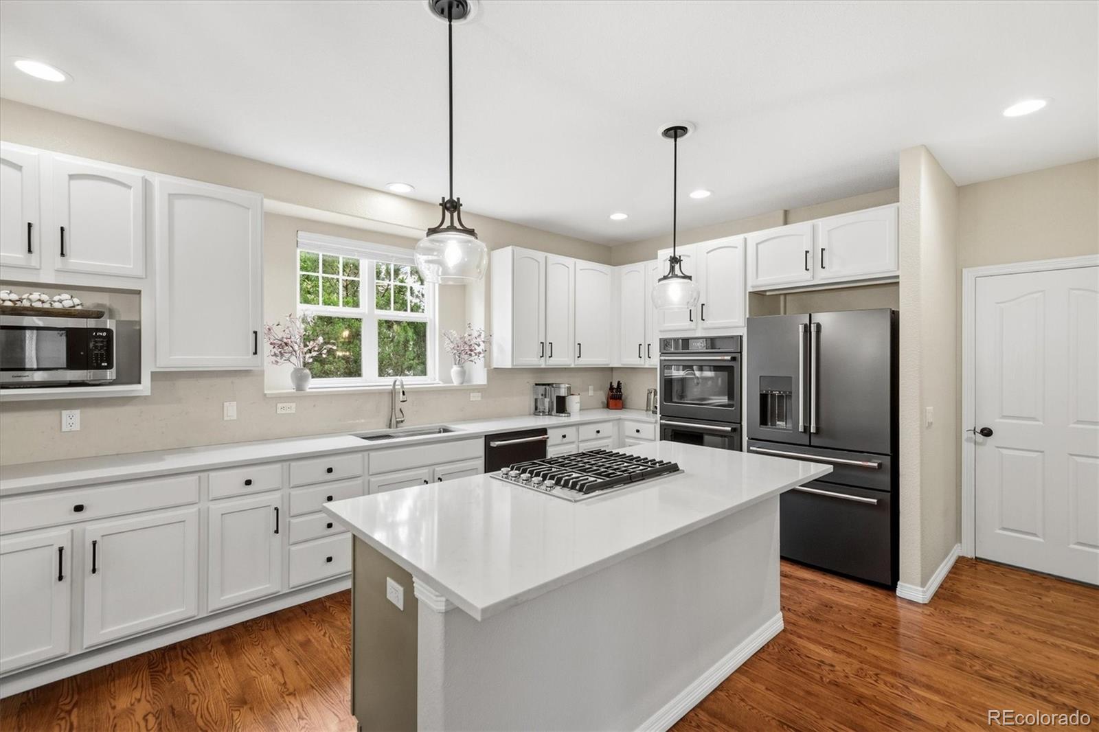 MLS Image #9 for 22878 e euclid circle,aurora, Colorado