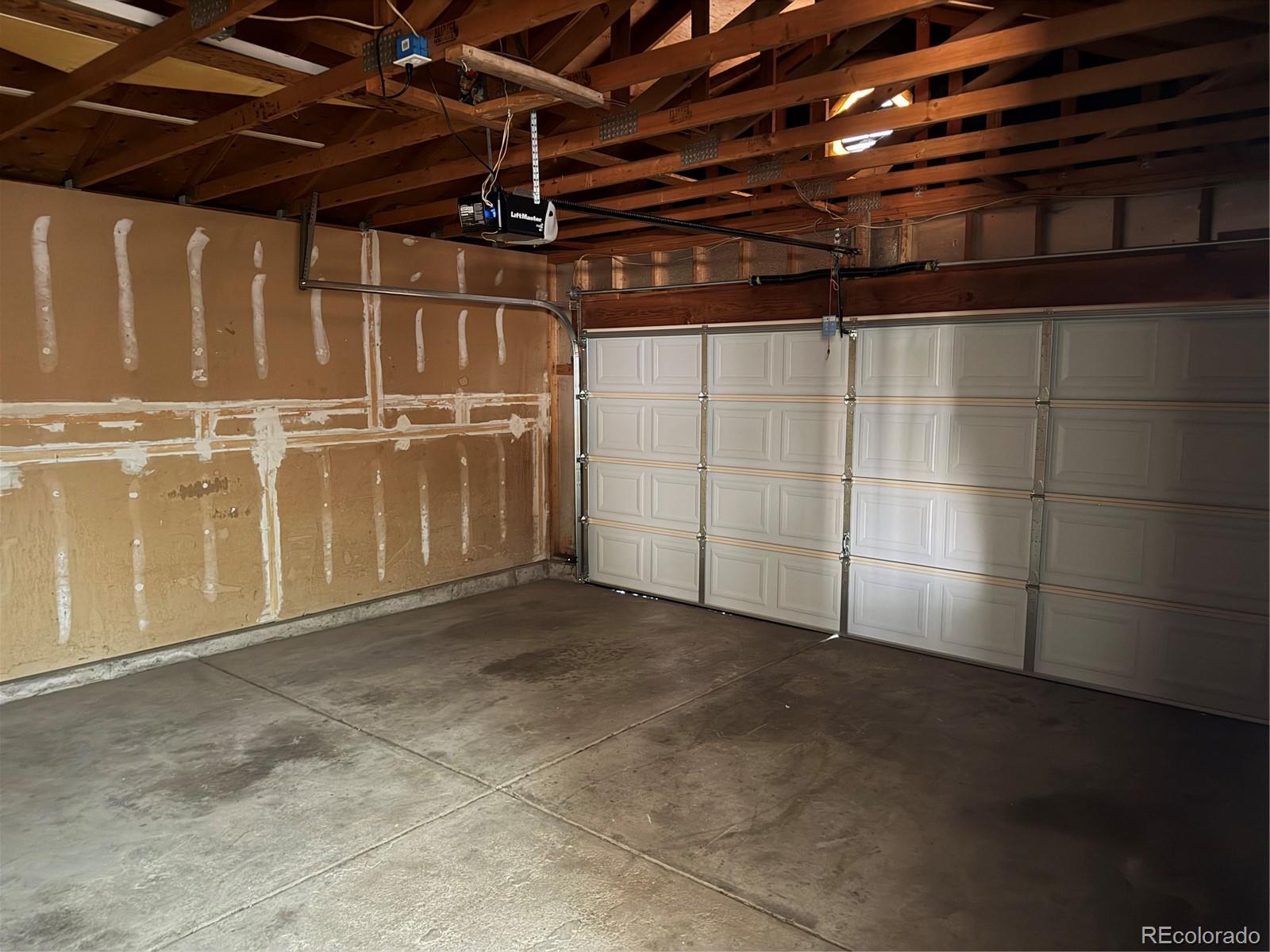MLS Image #17 for 4680  crown boulevard,denver, Colorado