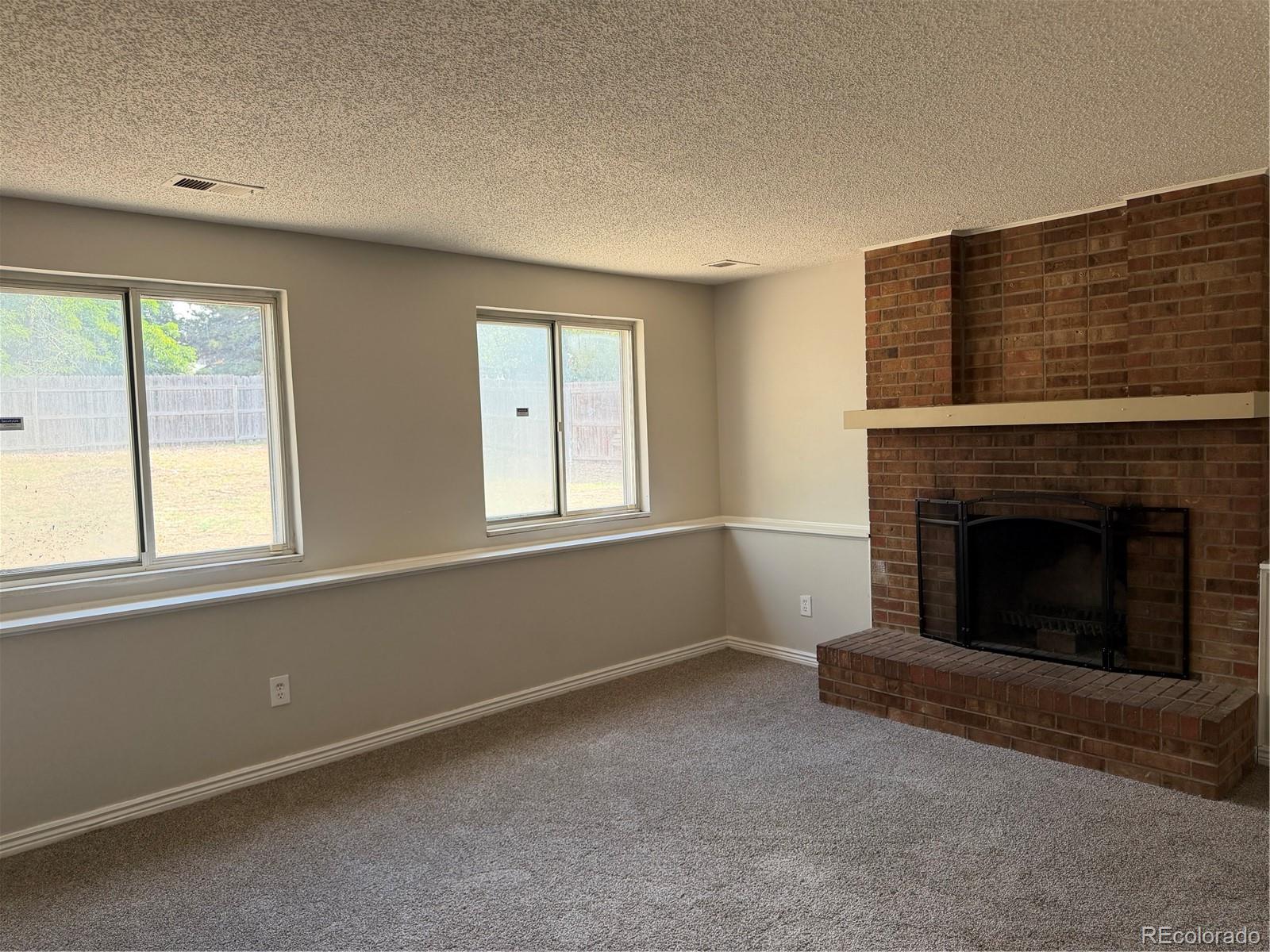MLS Image #23 for 4680  crown boulevard,denver, Colorado