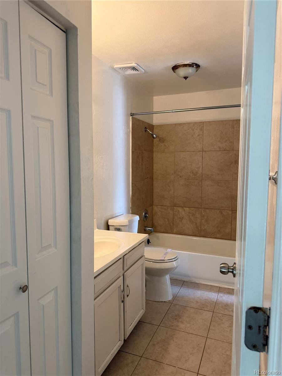 MLS Image #44 for 4680  crown boulevard,denver, Colorado