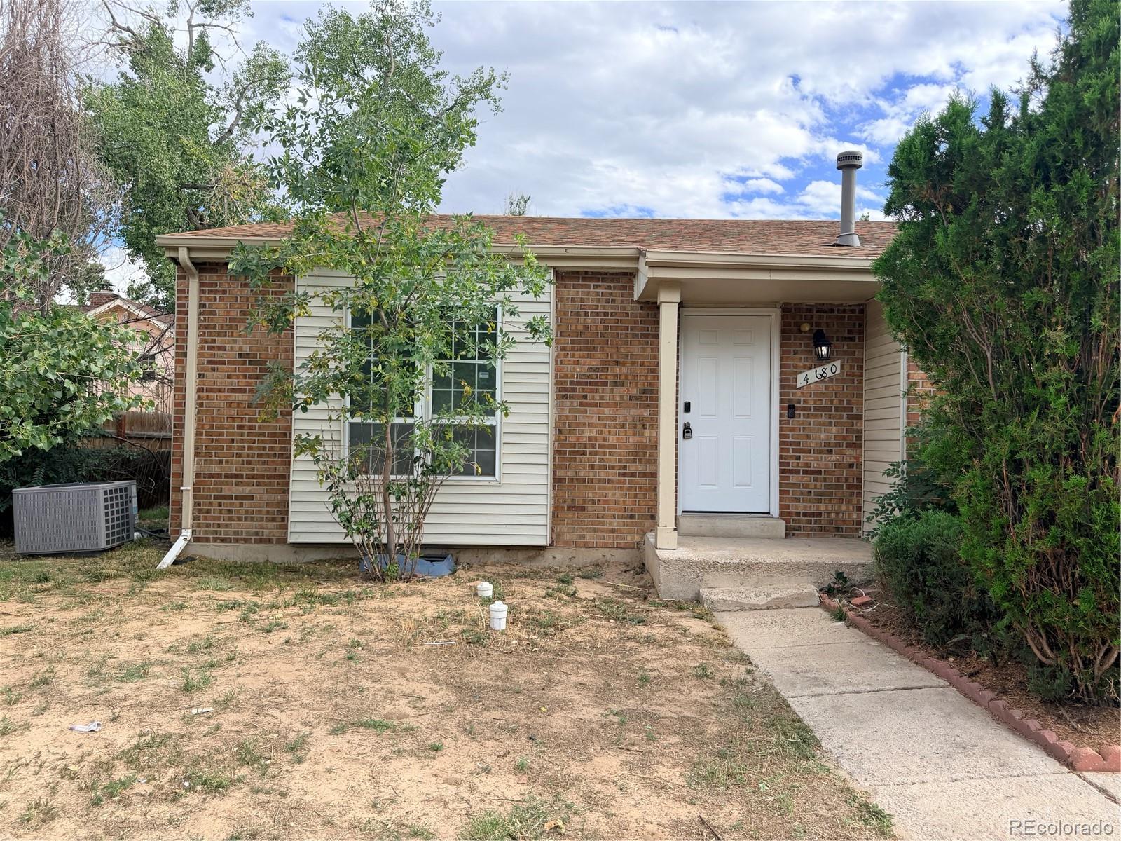 MLS Image #6 for 4680  crown boulevard,denver, Colorado
