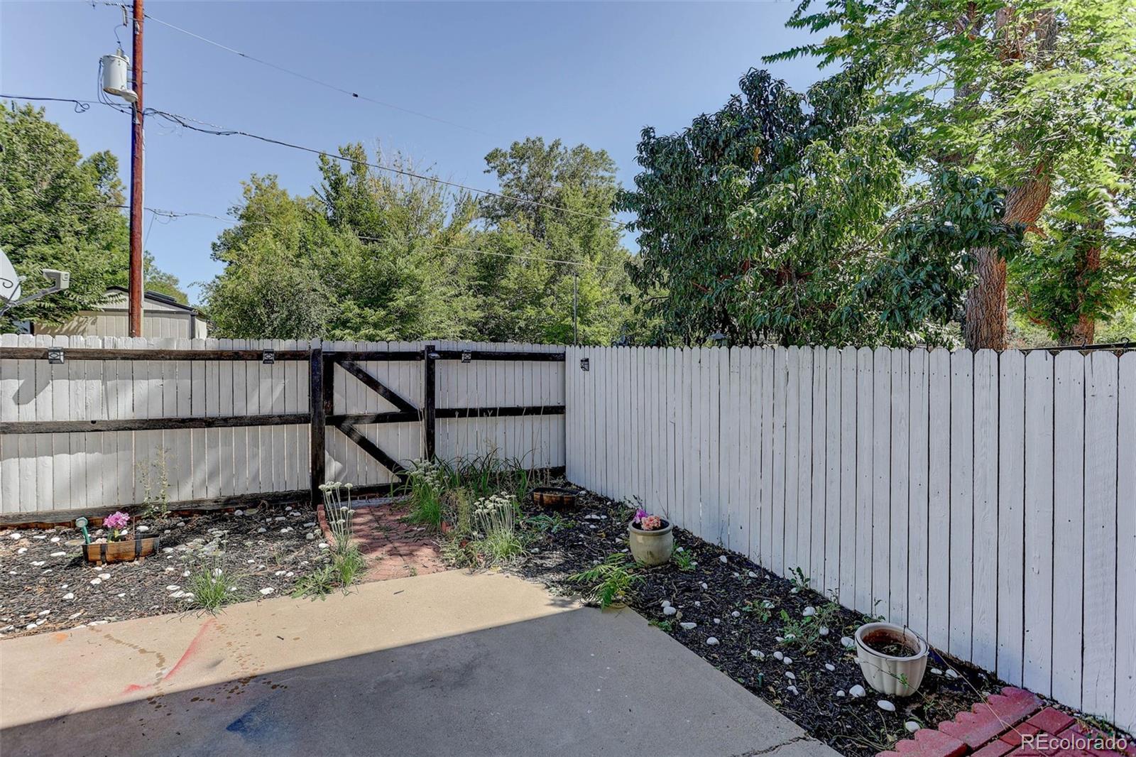MLS Image #22 for 956 s iola street,aurora, Colorado