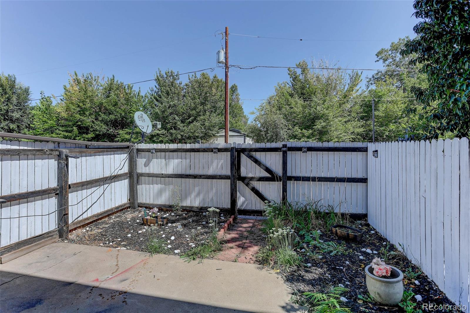 MLS Image #23 for 956 s iola street,aurora, Colorado