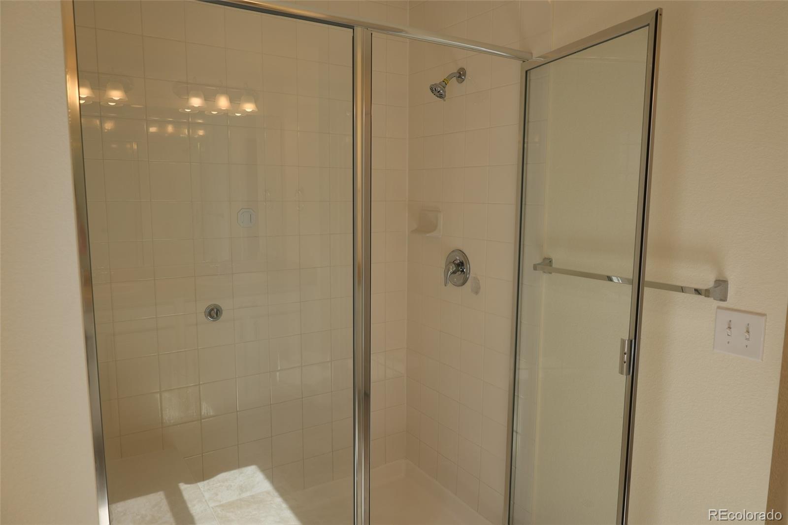 MLS Image #17 for 6517 n cathay street,denver, Colorado