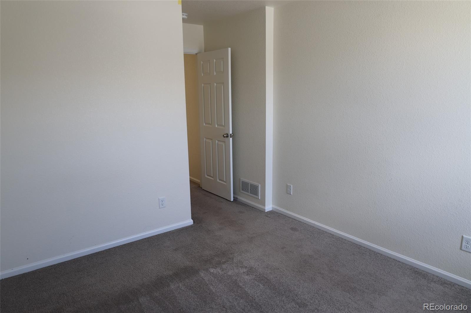MLS Image #26 for 6517 n cathay street,denver, Colorado