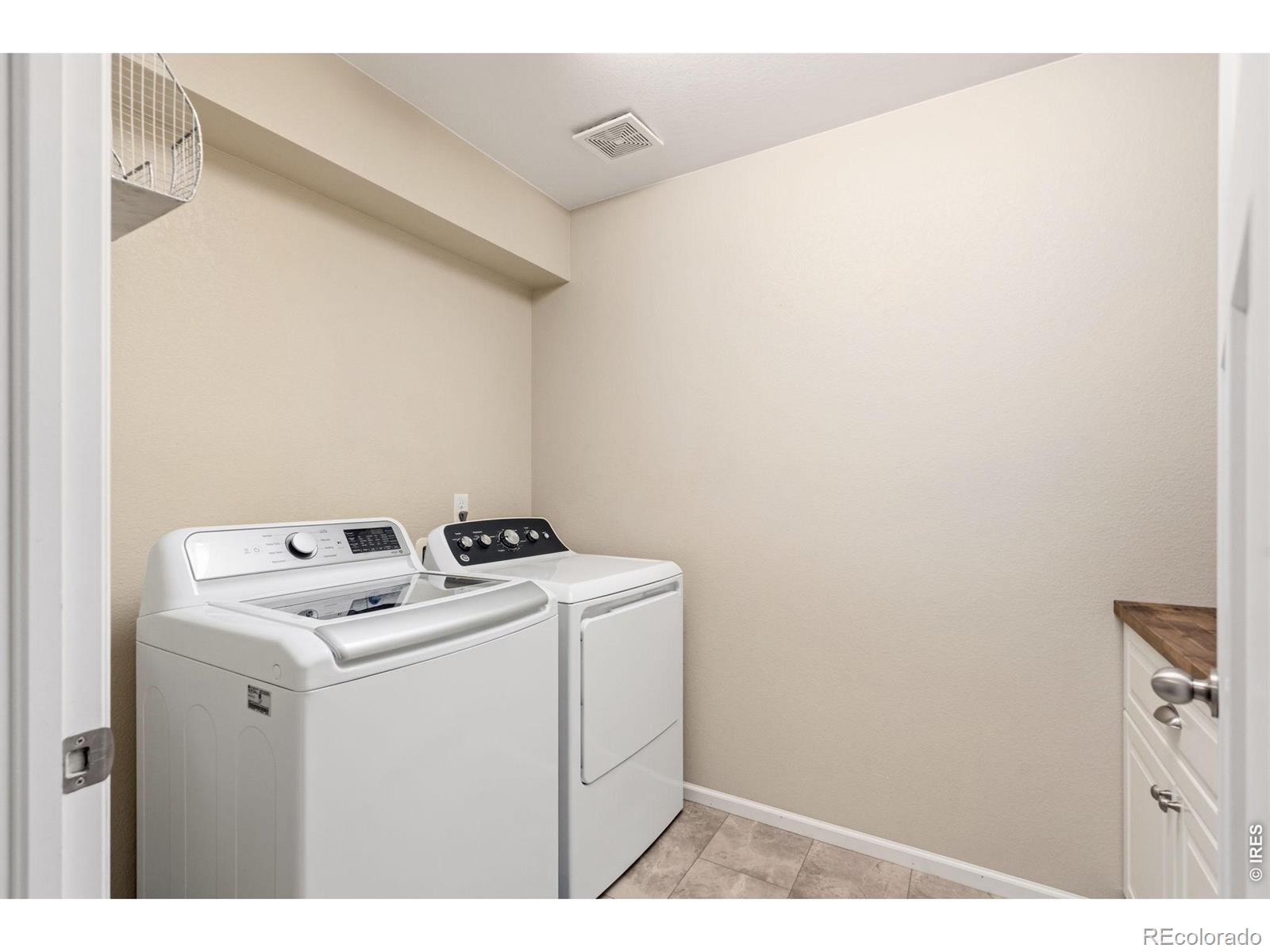 MLS Image #32 for 4843  silverwood drive,johnstown, Colorado