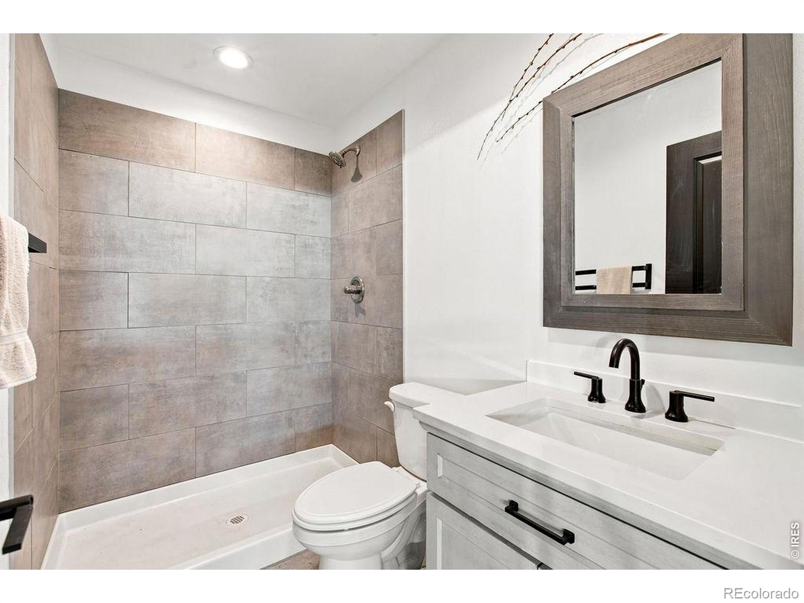 MLS Image #18 for 7491  county road 96 ,wellington, Colorado