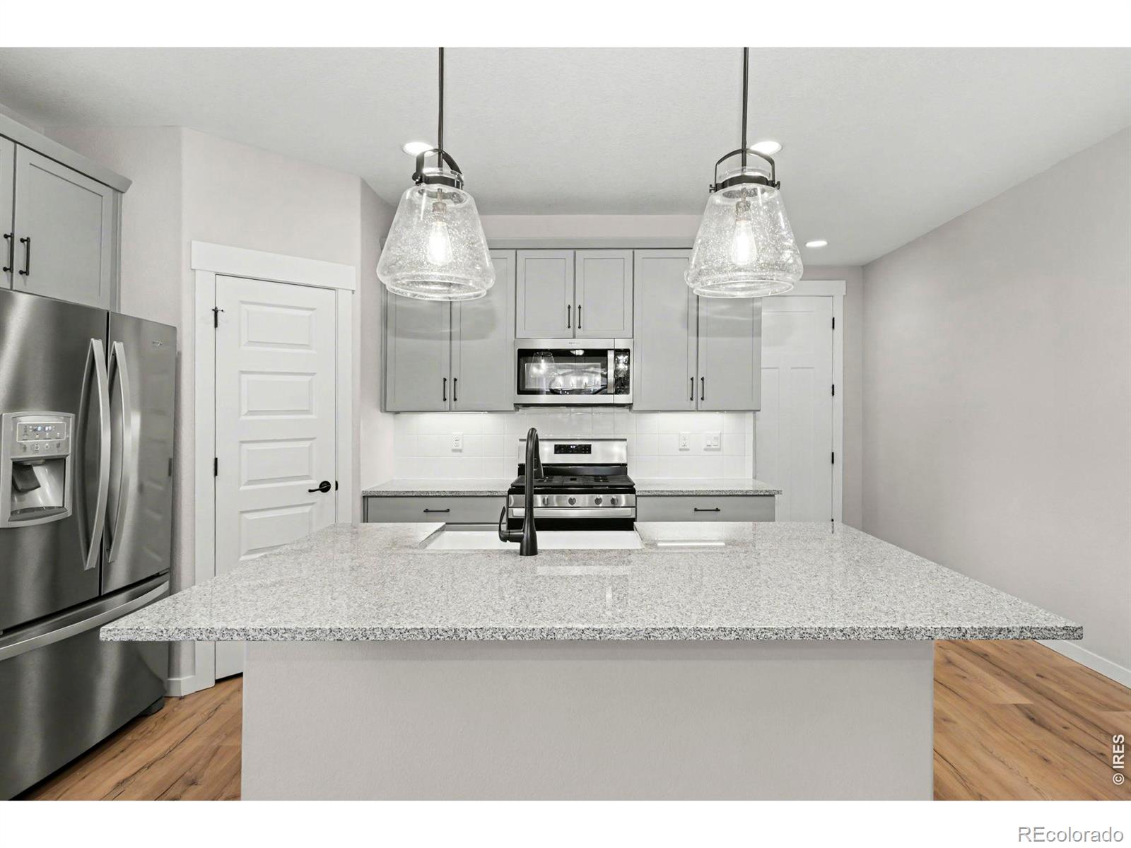 MLS Image #4 for 2124  glean court,windsor, Colorado