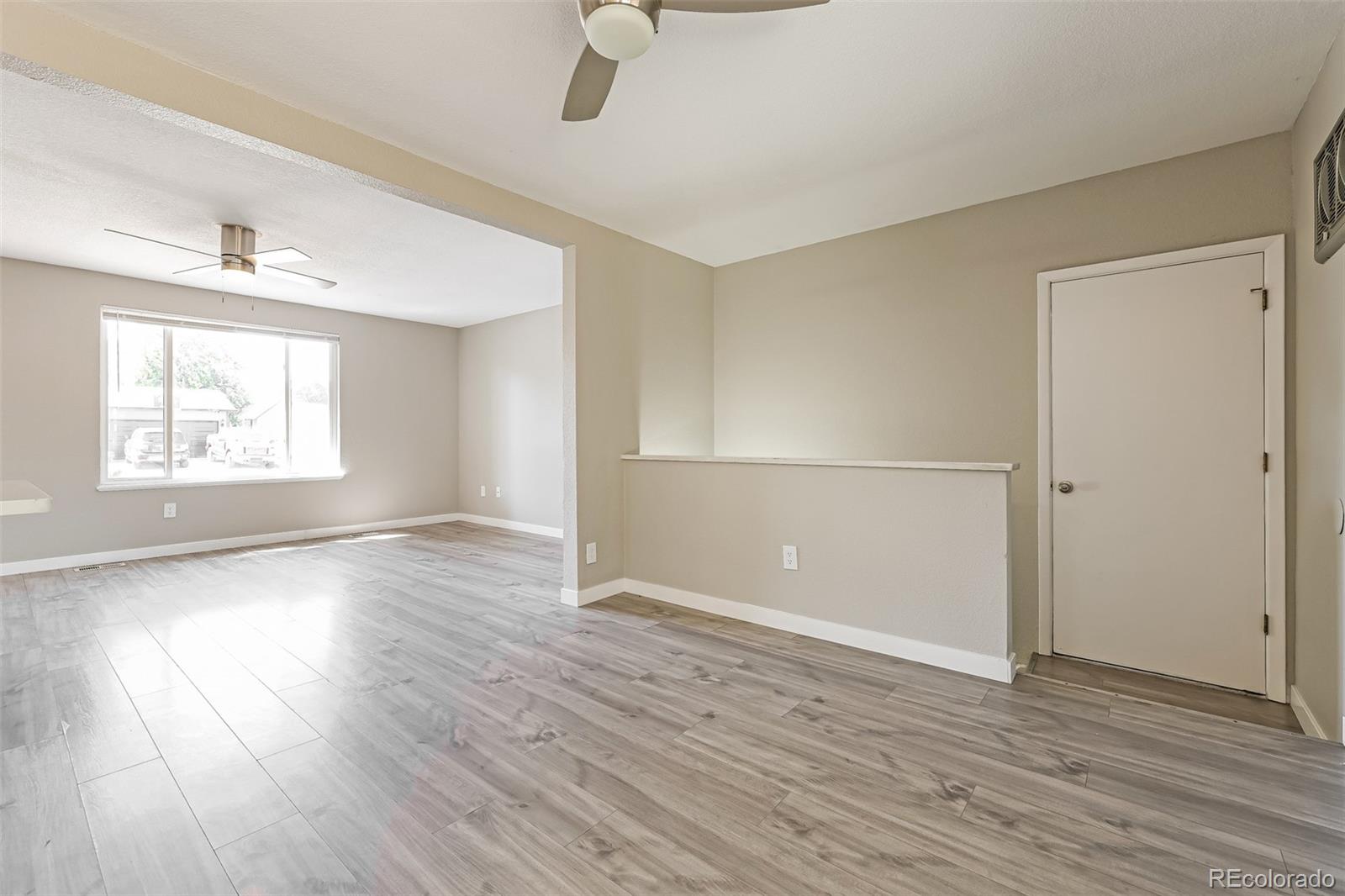 MLS Image #2 for 16307 e brunswick place,aurora, Colorado