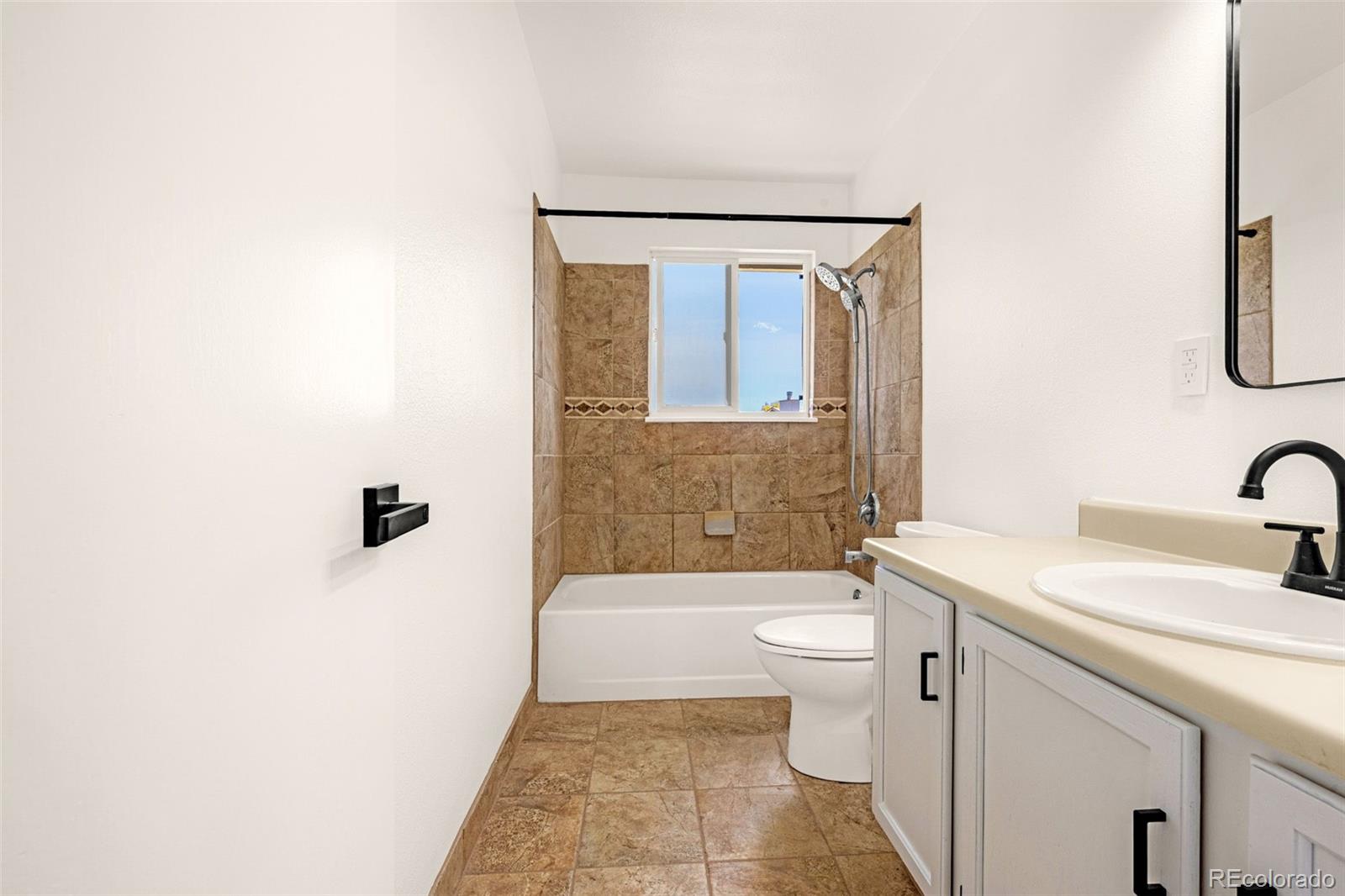 MLS Image #16 for 1220  soaring eagle drive,colorado springs, Colorado