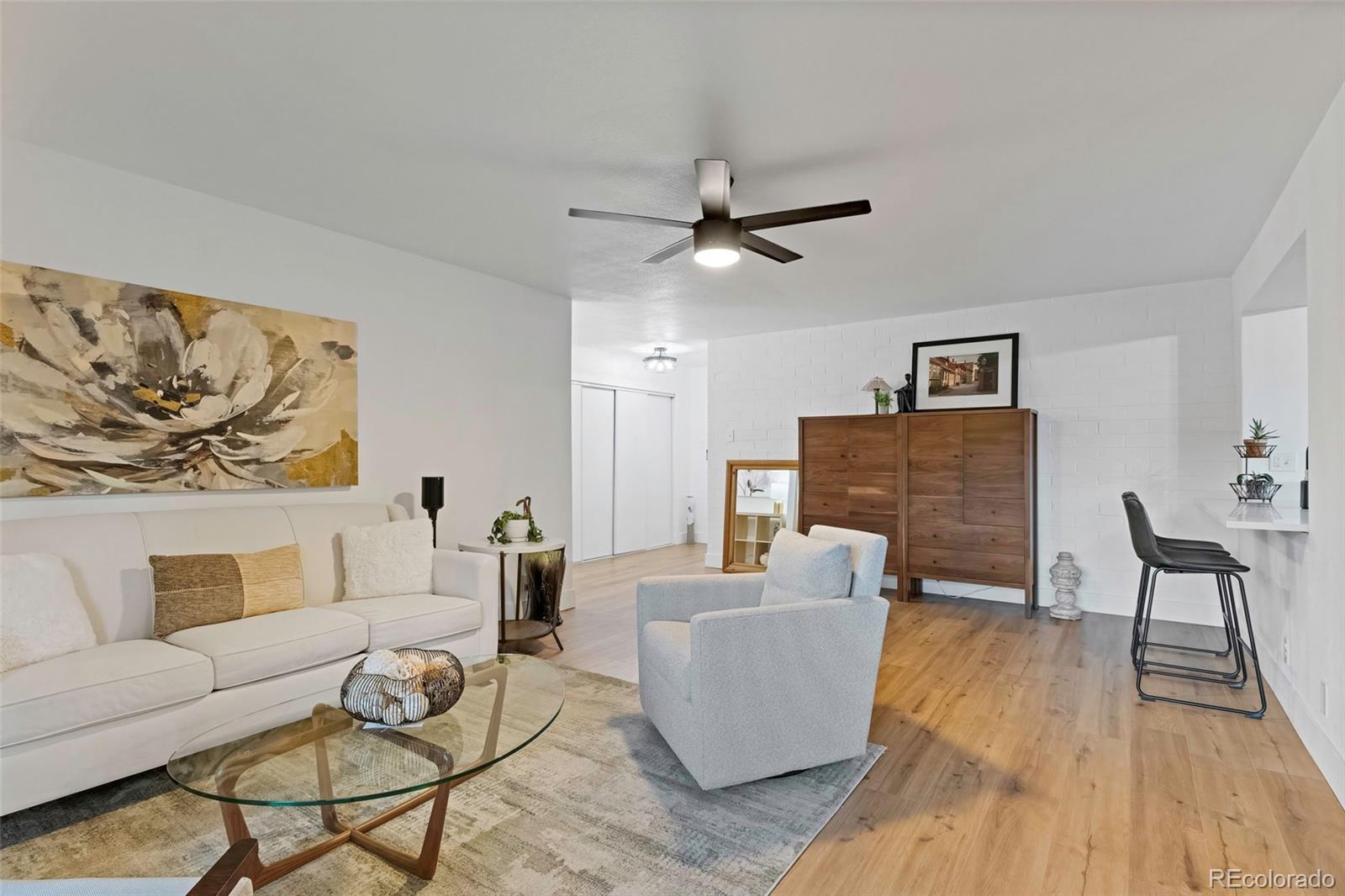 MLS Image #5 for 460 s marion parkway,denver, Colorado