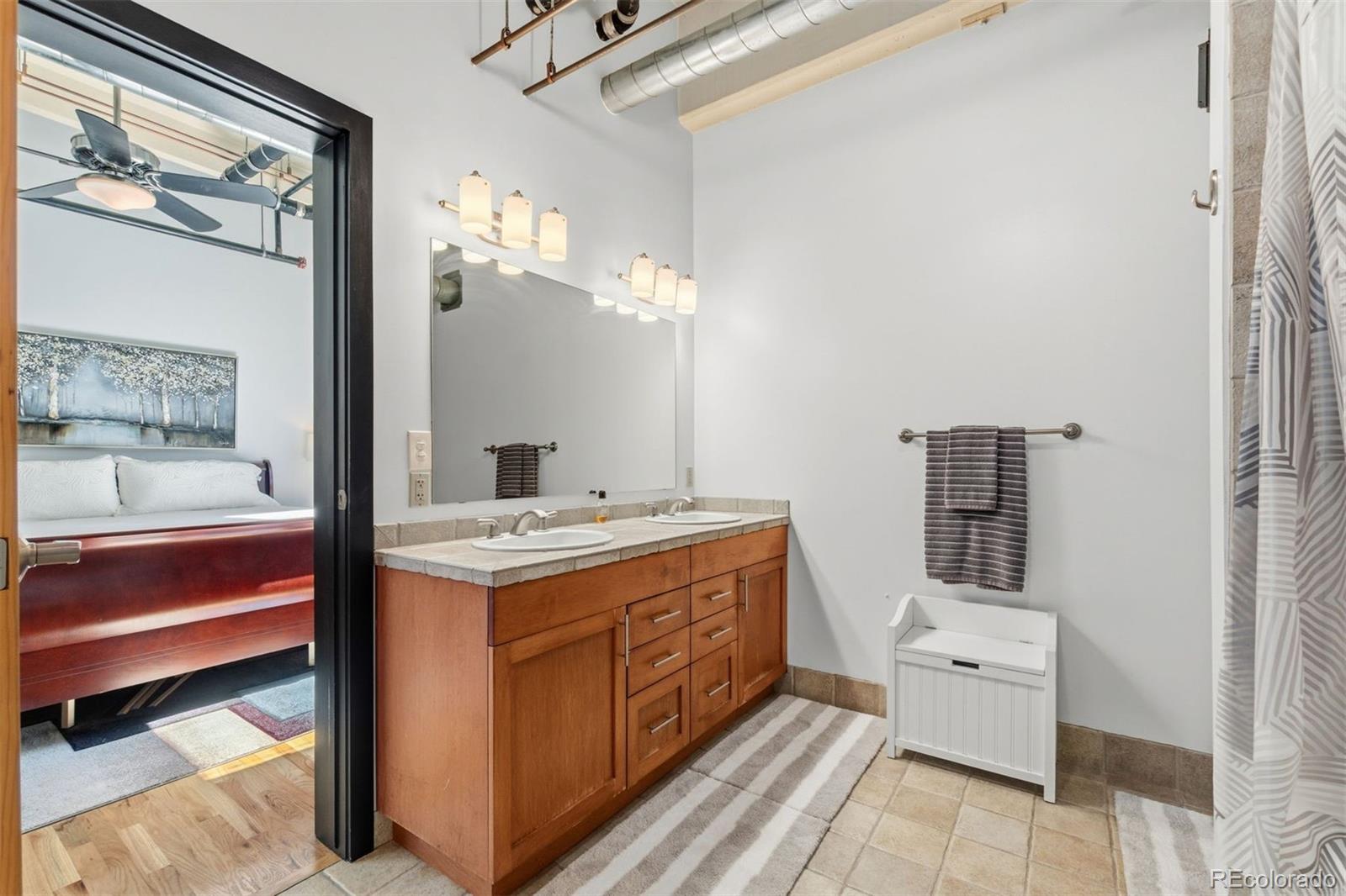 MLS Image #10 for 1800  lawrence street 406,denver, Colorado
