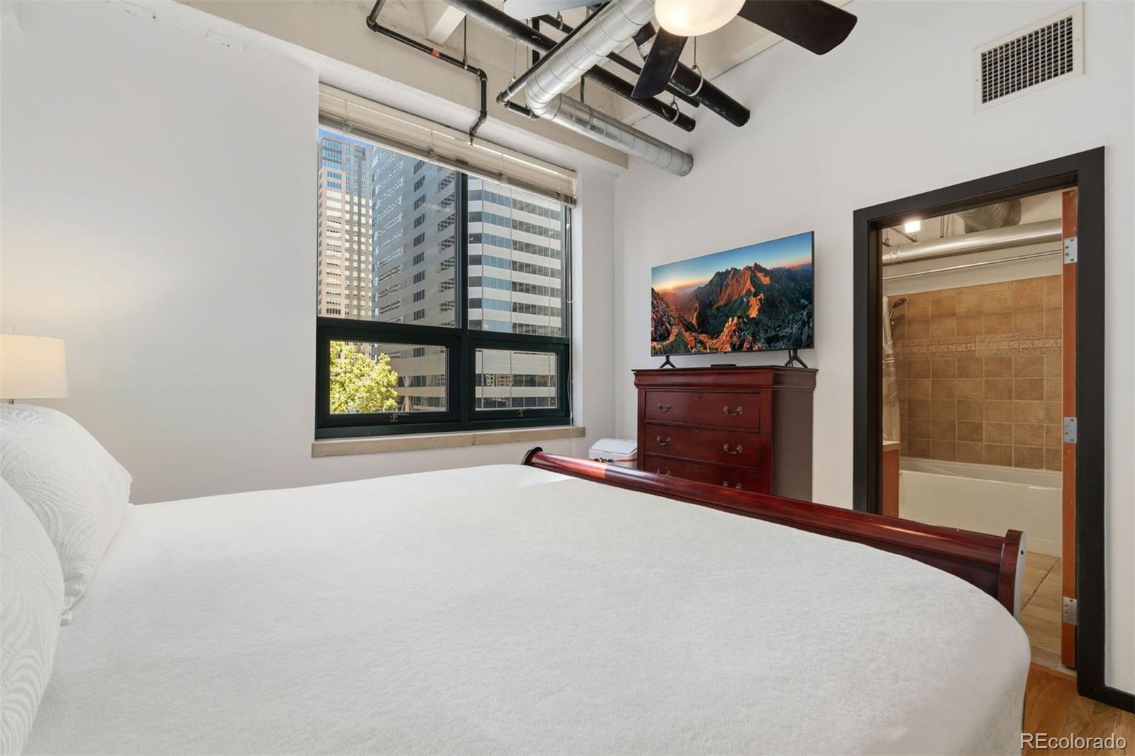 MLS Image #7 for 1800  lawrence street 406,denver, Colorado