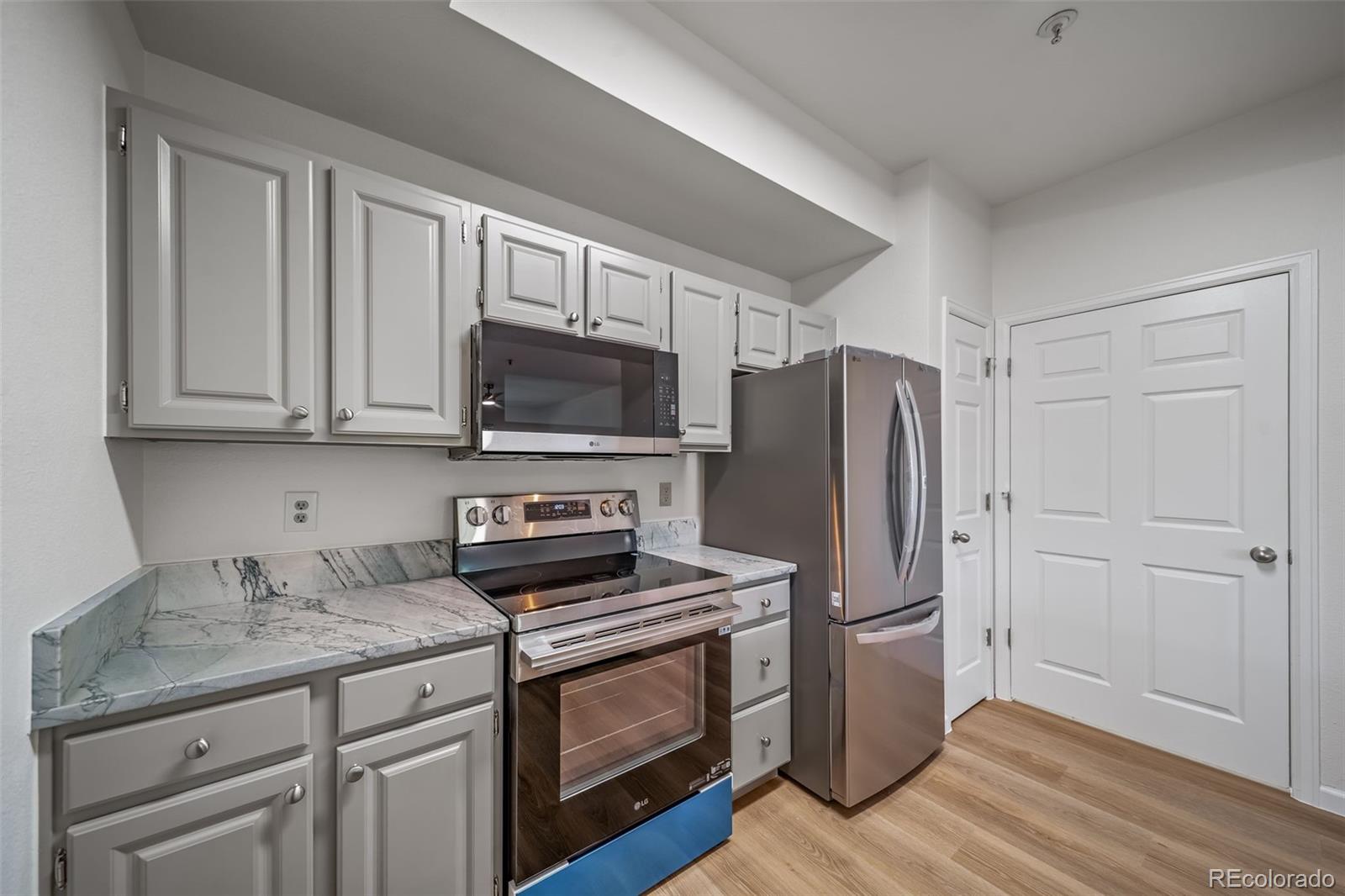 MLS Image #12 for 12760  ironstone way 203,parker, Colorado
