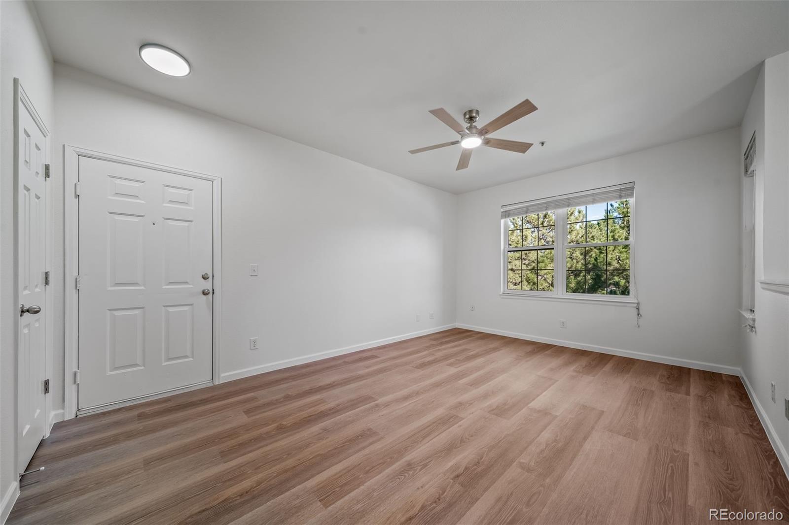 MLS Image #5 for 12760  ironstone way 203,parker, Colorado