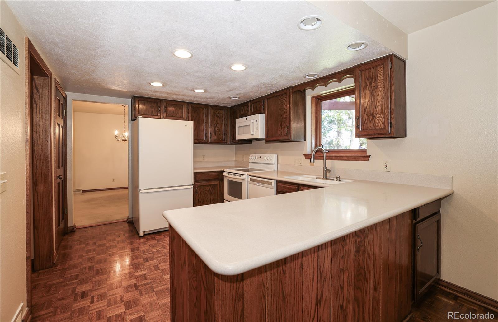 MLS Image #6 for 10521 e dorado avenue,englewood, Colorado