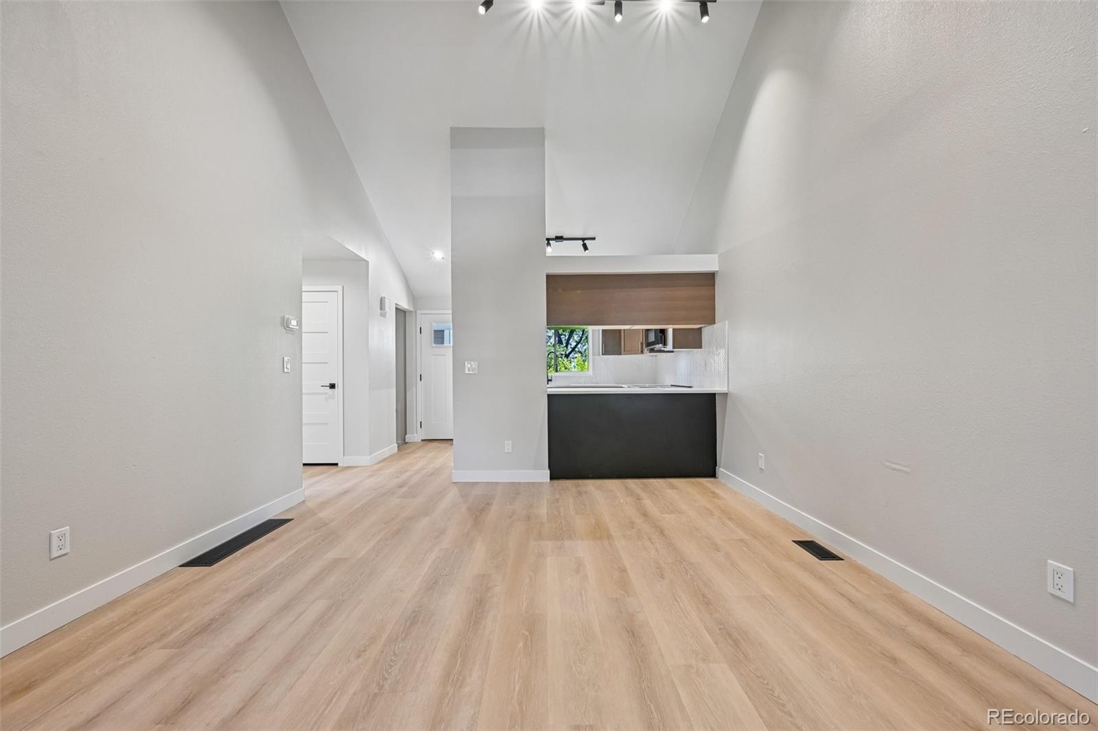 MLS Image #6 for 6670 w 84th circle 103,arvada, Colorado