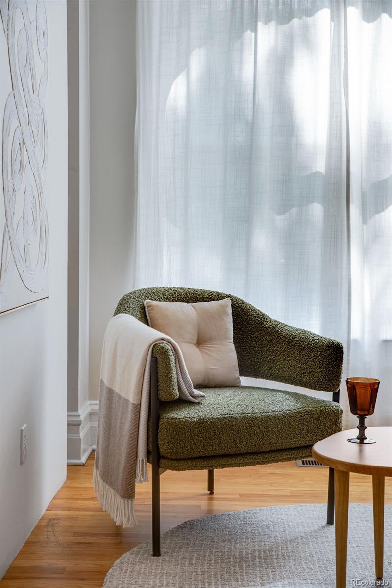 MLS Image #10 for 2425  glenarm place,denver, Colorado
