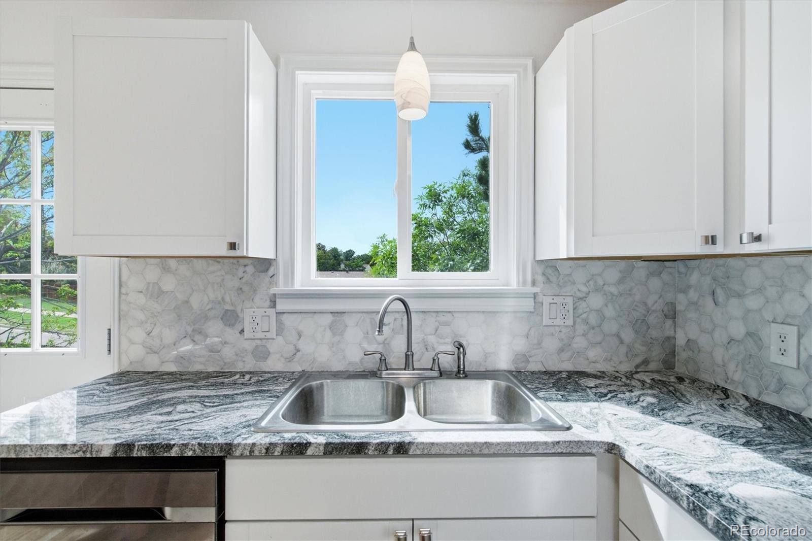 MLS Image #5 for 4775 s olathe street,aurora, Colorado