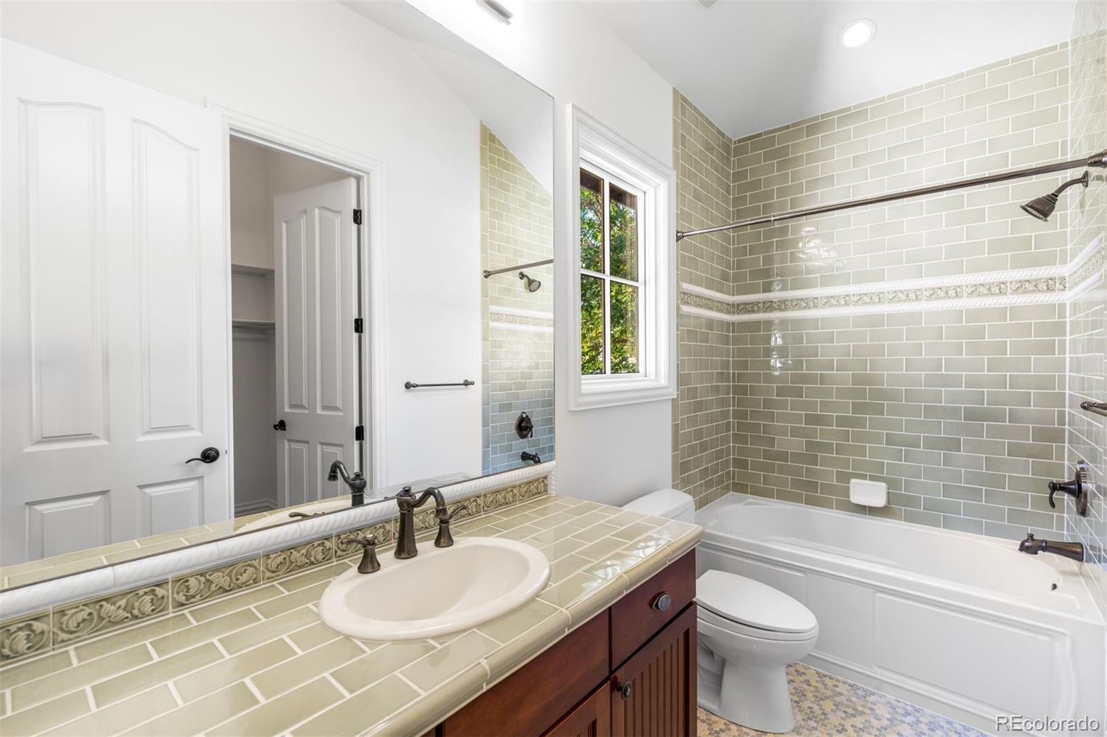 MLS Image #26 for 2546 s adams street,denver, Colorado